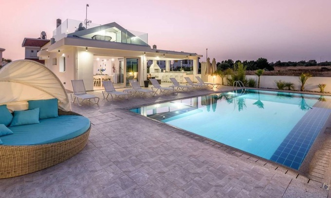 Ayia Thekla Villa | Villa Tzialli - 5 Bedroom Villa with Private Pool