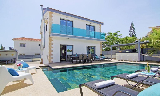 Ayia Napa Villa | Villa Yiasemina