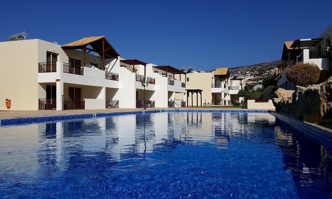 Peyia Town Apartment | Wonderful 2 bedroom ground level poolside apartment, 3 pools, FREE WIFI