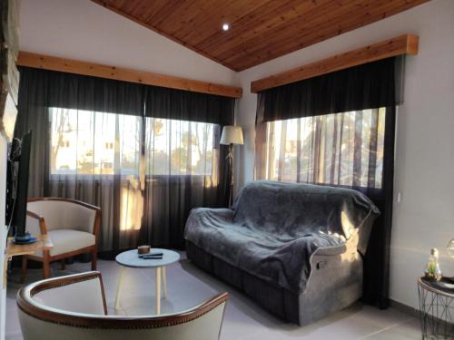 Chlorakas House | Wooden House