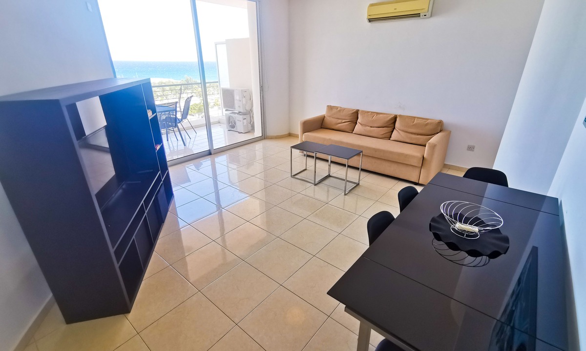 Larnaca Apartment | Paradise Palms Seaview Apartment