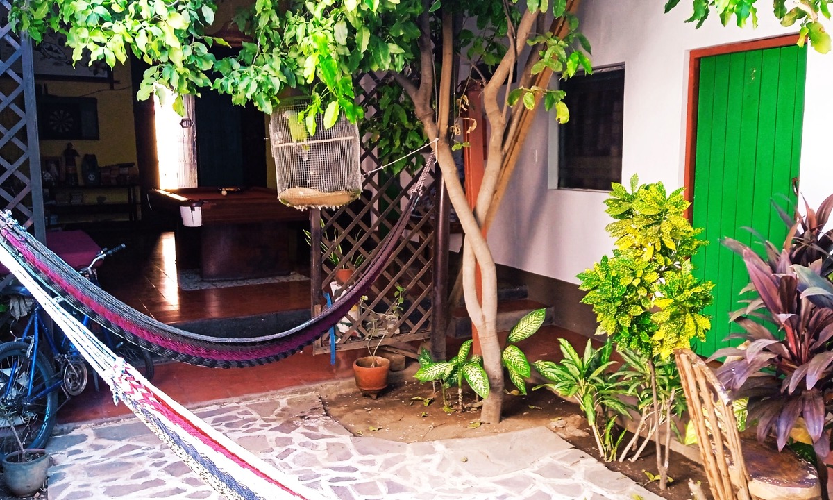 Leon House | Hostal Vacaciones Nicas