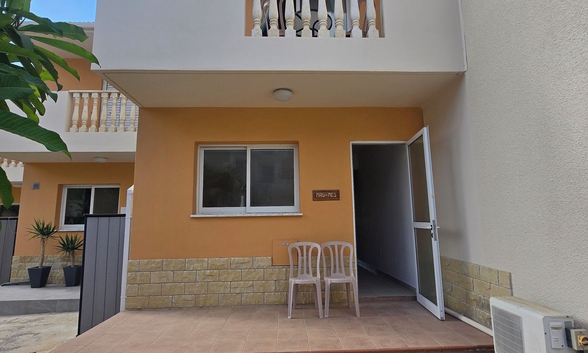 Peyia Town House | 2 Bed Townhouse in Peyia Paradise