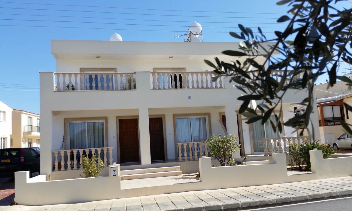 Emba Apartment | Cozy studio in delightful Chloraka - Paphos with AC, WiFi