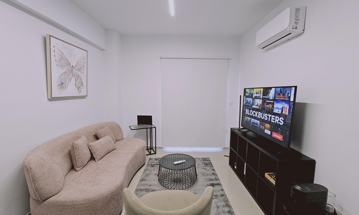 City Centre Apartment | 104 NIC - 402 Stay Cosmo City Suite