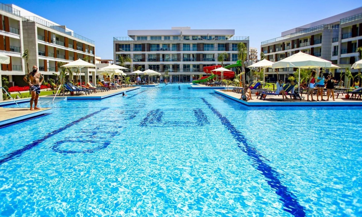 Trikomo Apartment | Delightful Studio Flat Close to the Beach with Shared Pool and Balcony in Iskele, Cyprus