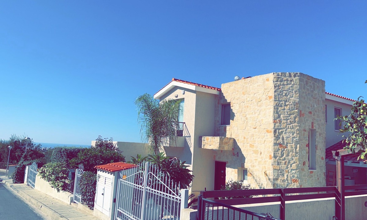 Konia Villa | Luxurious 4-bedroom Villa in Paphos with SeaViews, Pool, Fitness, Bar&Lounge!