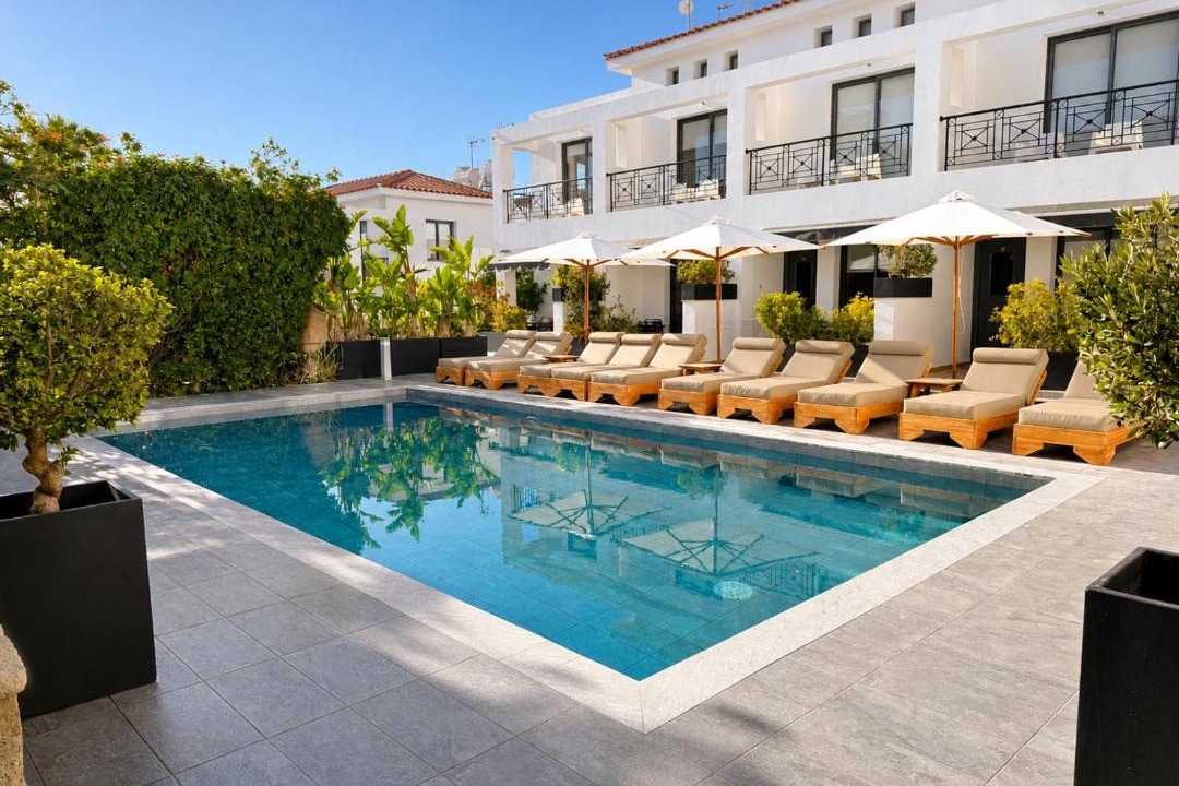 Kissonerga Apartment | Julipapas Gardens