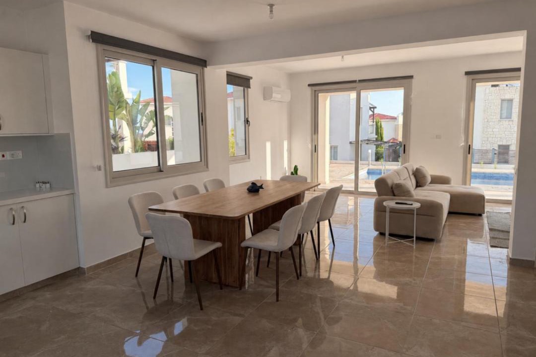 Tala House | Seaview Villa with Pool and Rooftop