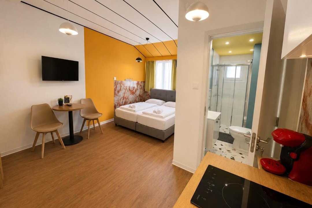 Limassol Apartment | Modern Studio 11 private Kitchenette and Bathroom