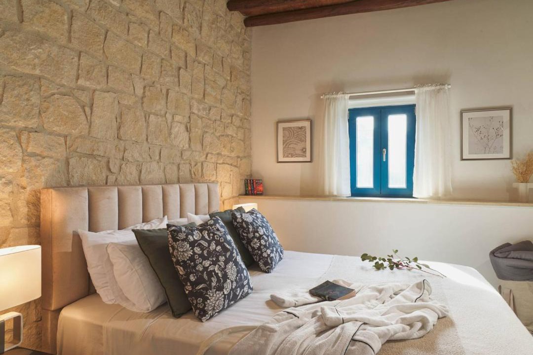 Peristerona House | Cottage at The Olive Manor