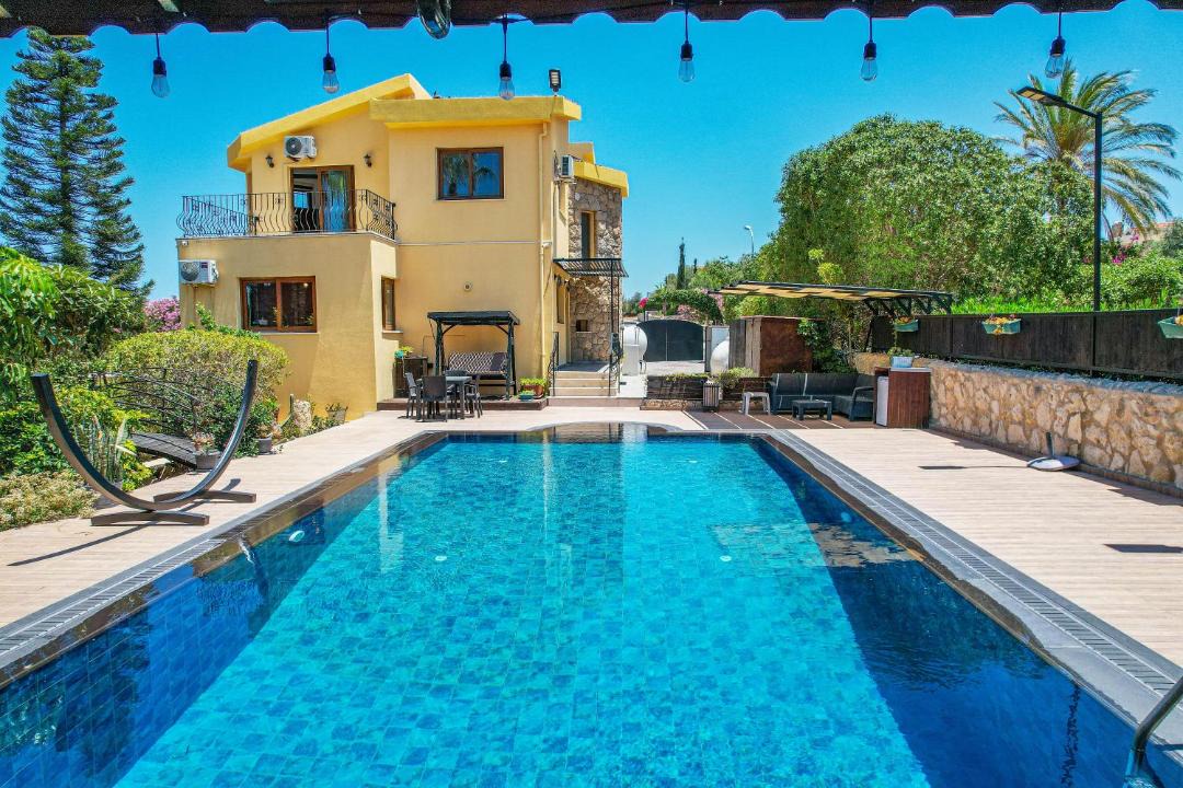 Esentepe Villa | Villa Dunya