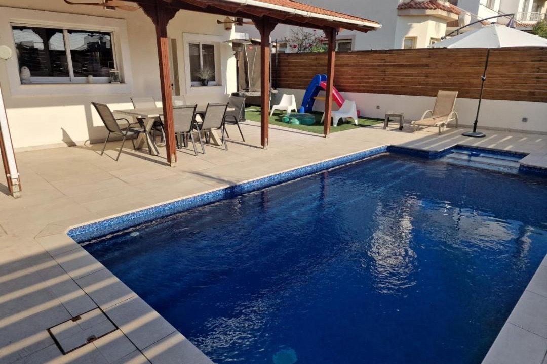 Agios Athanasios Villa | Suburban Family Villa