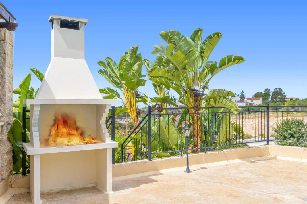 Peyia Town Villa | Villa Antria by Villa Plus