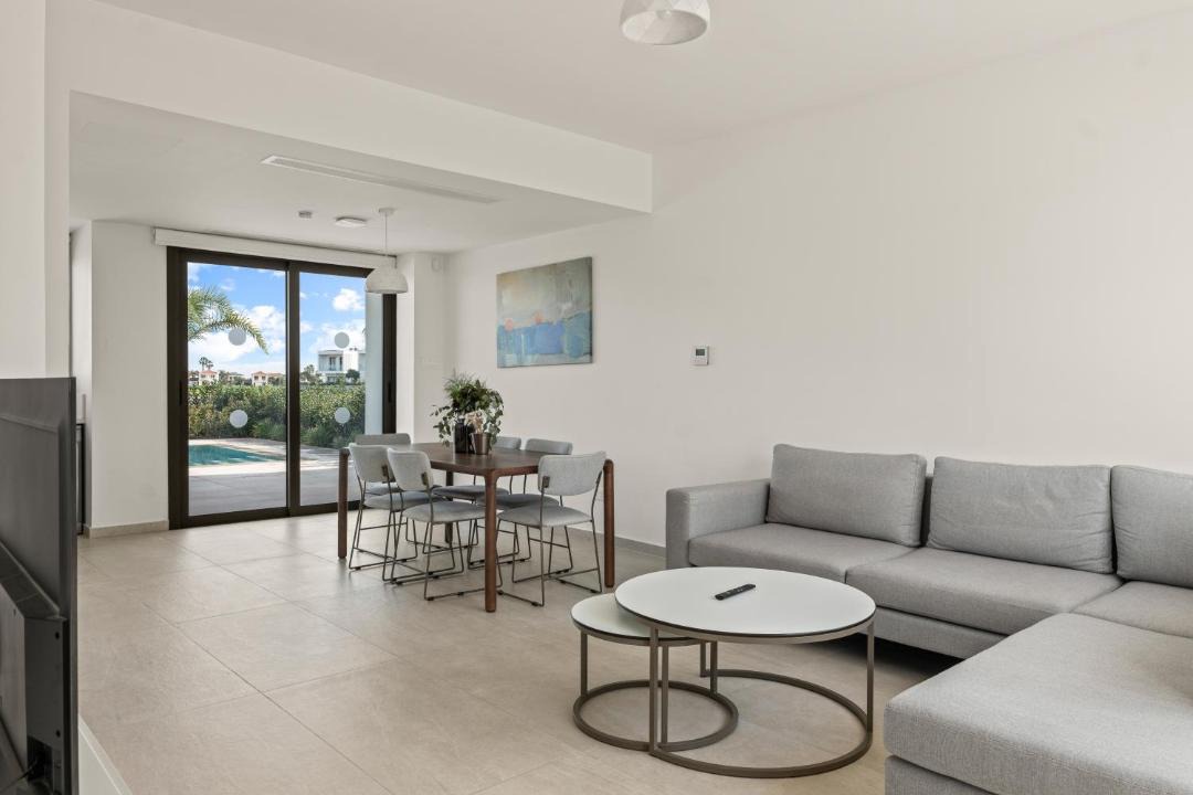 Softades Villa | Serenity Waves Villa 20