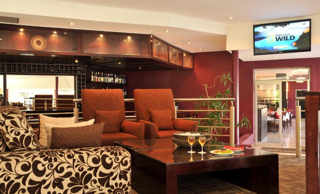 Francistown Hotel | Cresta Thapama Hotel