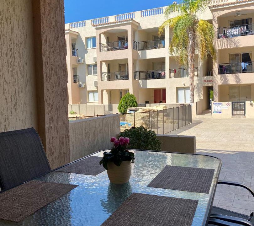 Old Town Apartment | Royal Seacrest apartment with garden G5