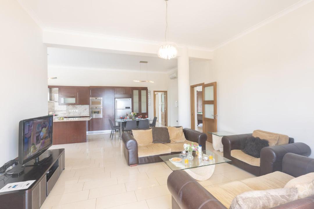 Paralimni Villa | Protaras Holiday Villa Pa7 Private 7 Bedroom villa
