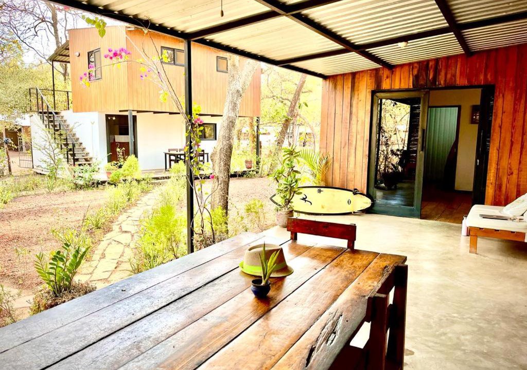 Popoyo Bed & Breakfast | Mola Mola Surf Popoyo