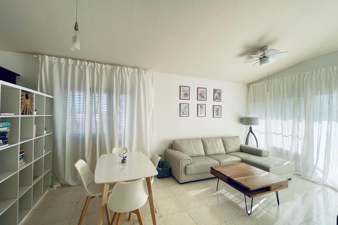 Universal Apartment | Paradise Gardens 3 Block B 205