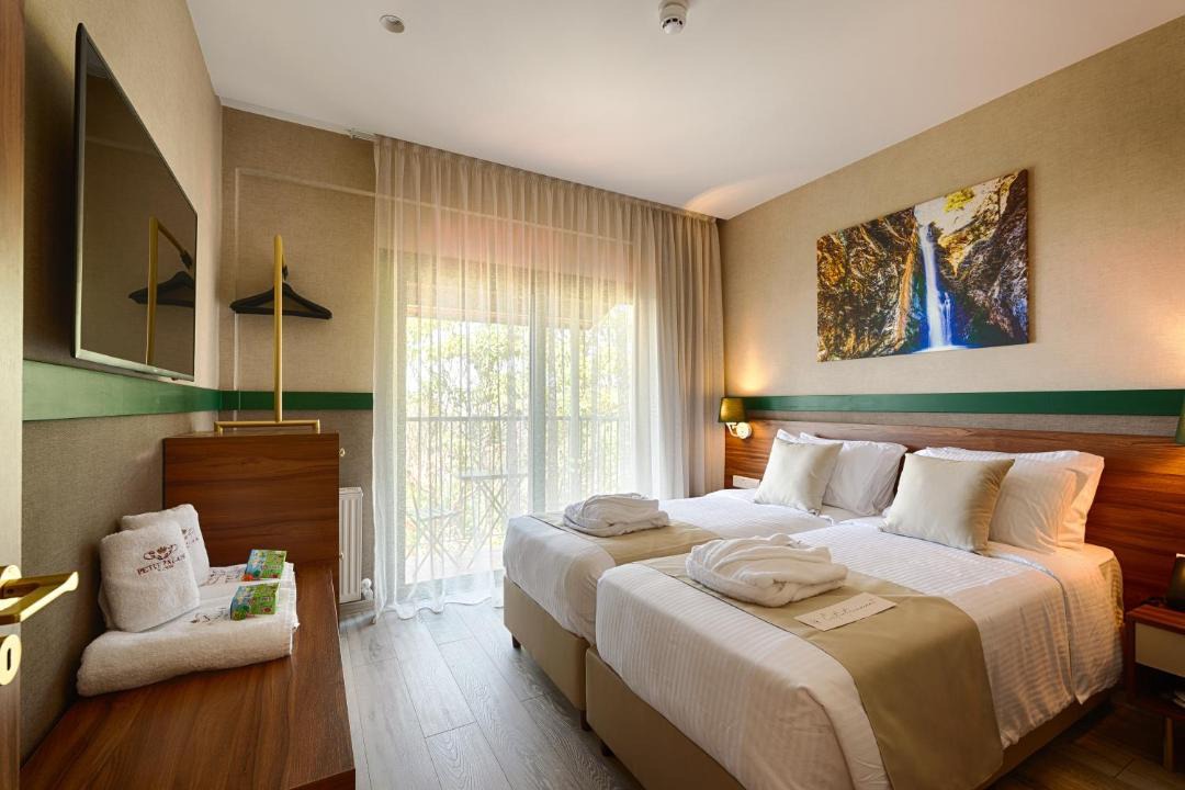 Platres Hotel | Petit Palais Platres Boutique Hotel