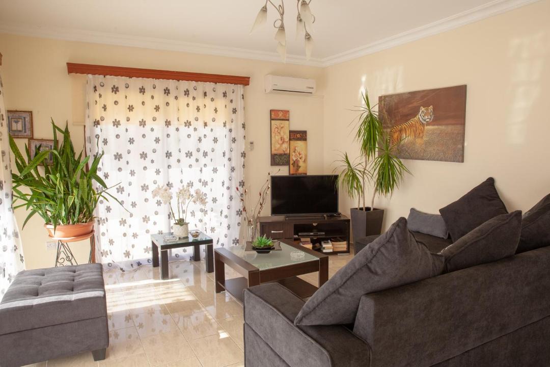 Chlorakas Villa | Villa Paradise