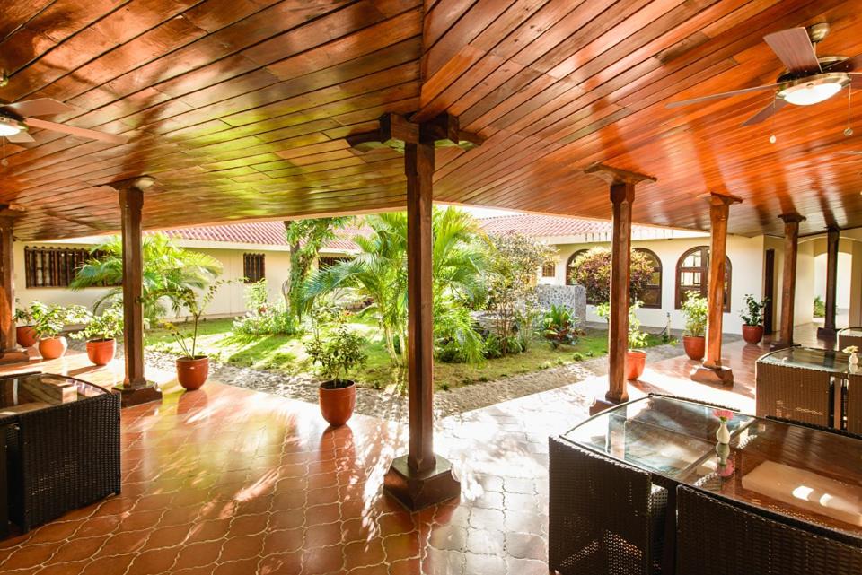 Leon Hotel | Hotel Flor De Sarta