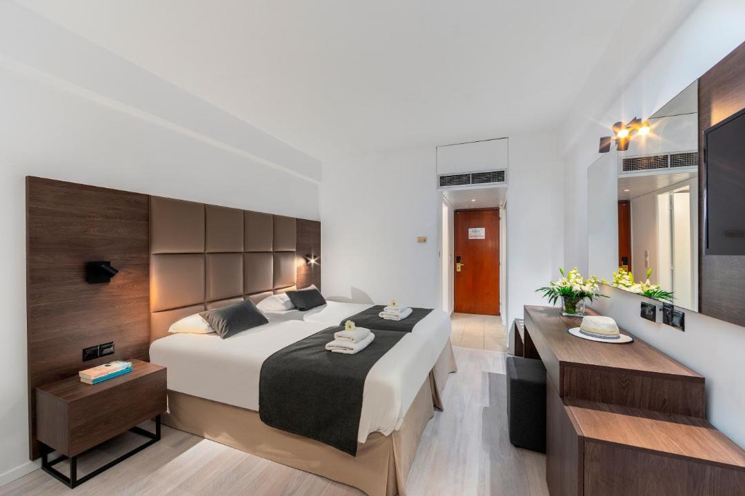 Neapolis Hotel | Odysseia Hotel Kapetanios