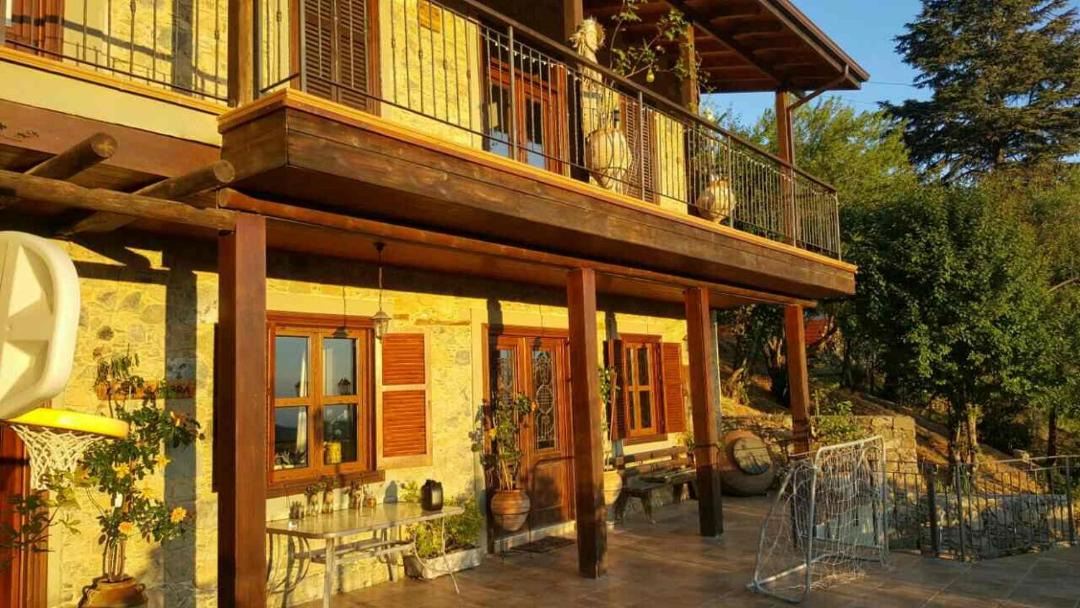 Pedhoulas Villa | CasaLambra Pedoulas Exclusive Accomodation Troodos Mountains