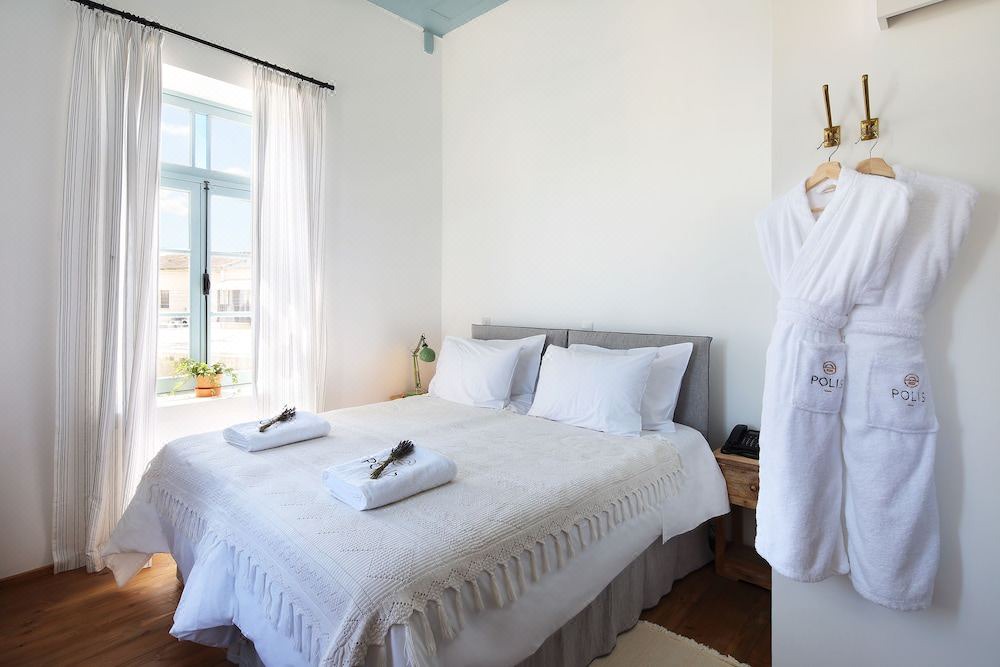 Photo of Bedroom in Polis