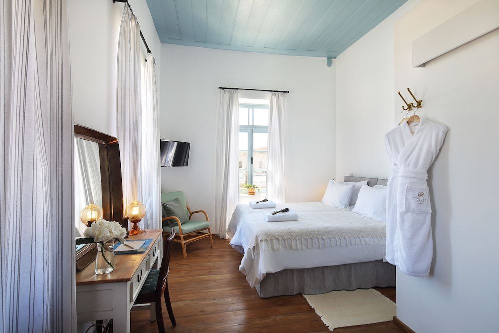 Photo of Bedroom in Polis