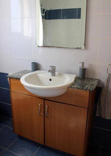 Photo of Bathroom in Neapolis