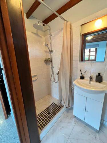 Photo of Bathroom in Kakopetria