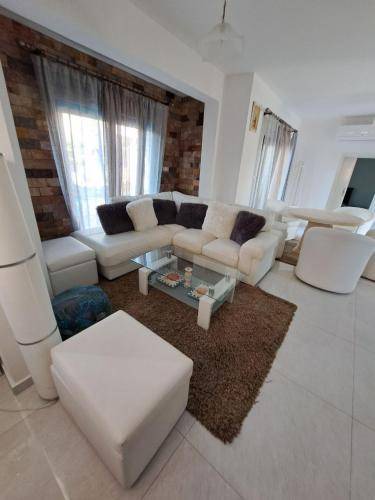 Photo of Livingroom in Emba