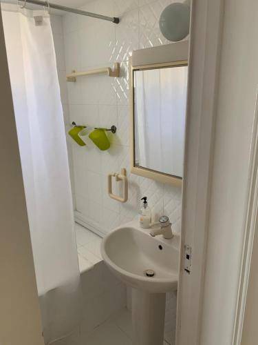 Photo of Bathroom in Meneou