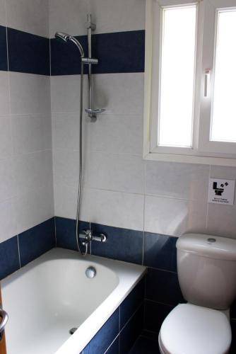 Photo of Bathroom in Neapolis