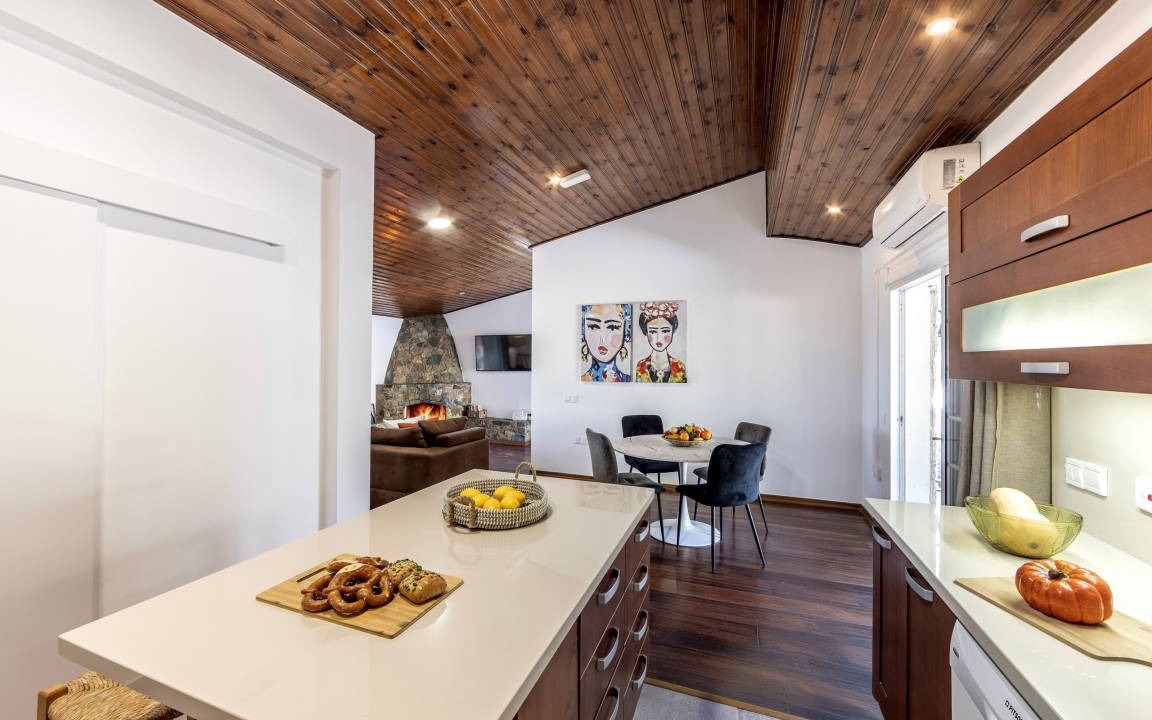 Photo of Kitchen in Platres