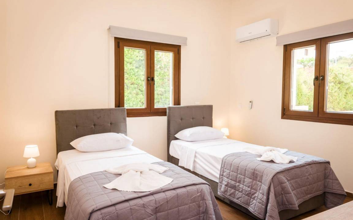 Photo of Bedroom in Meladeia