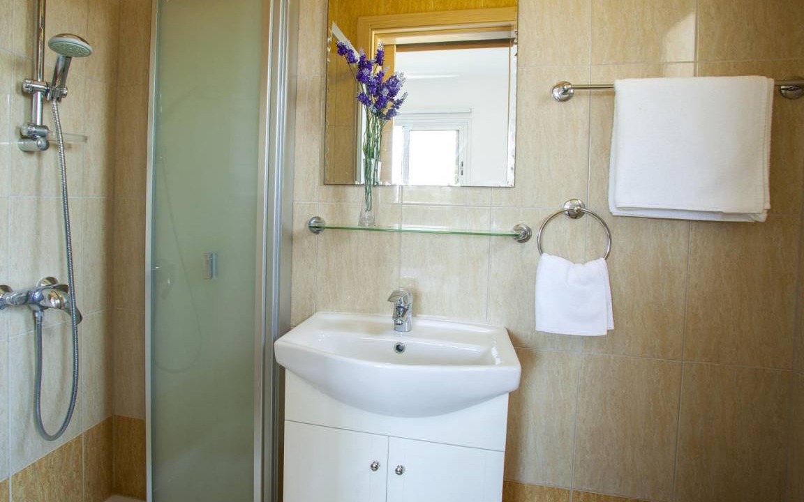 Photo of Bathroom in Pernera