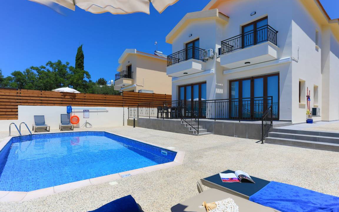 Photo of Outdoor in Meladeia