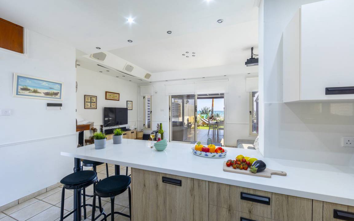 Photo of Kitchen in Meneou