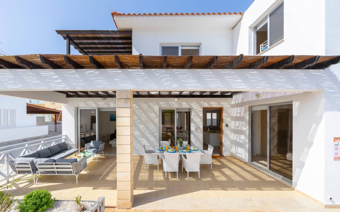 Photo of Patio Balcony in Cape Greko
