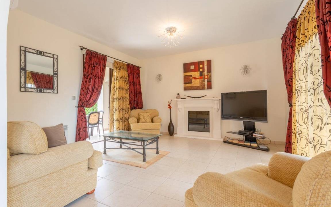 Photo of Livingroom in Latchi