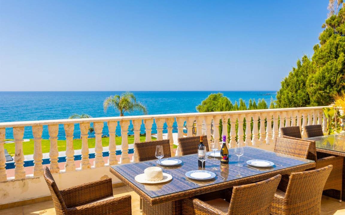 Photo of Patio Balcony in Pomos