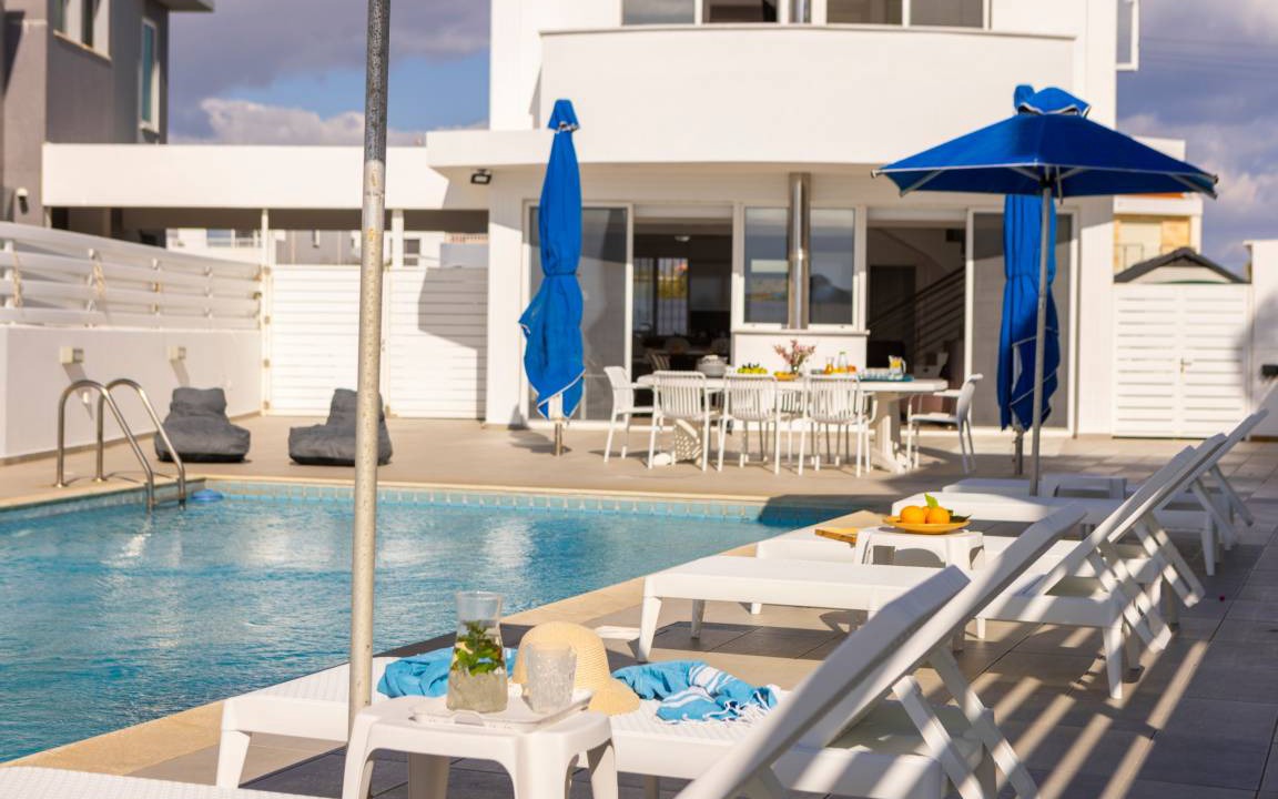 Photo of Patio Balcony in Pervolia