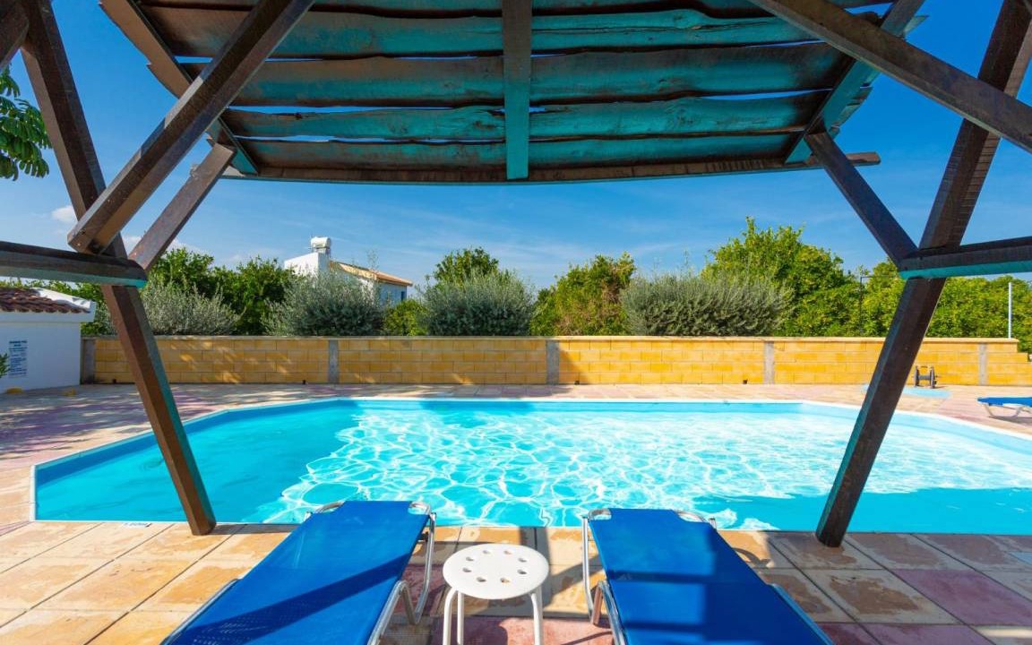 Photo of Outdoor in Polis