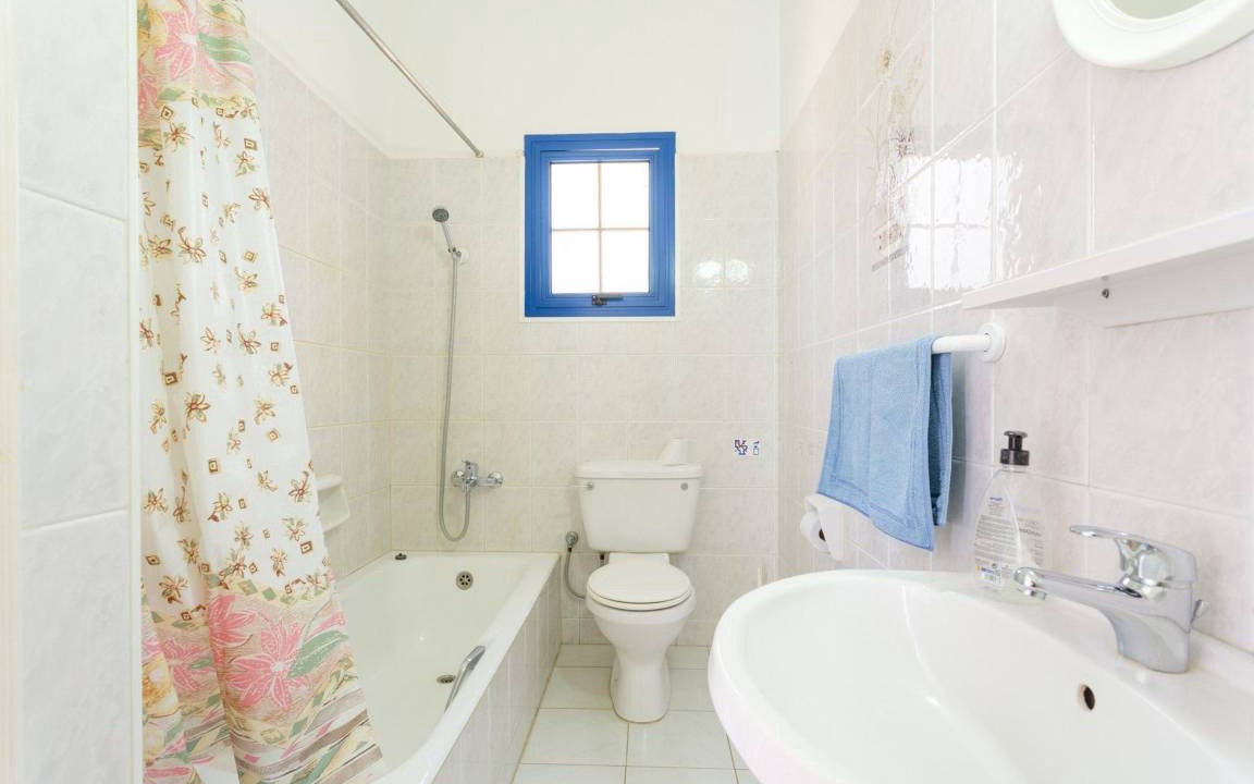 Photo of Bathroom in Polis