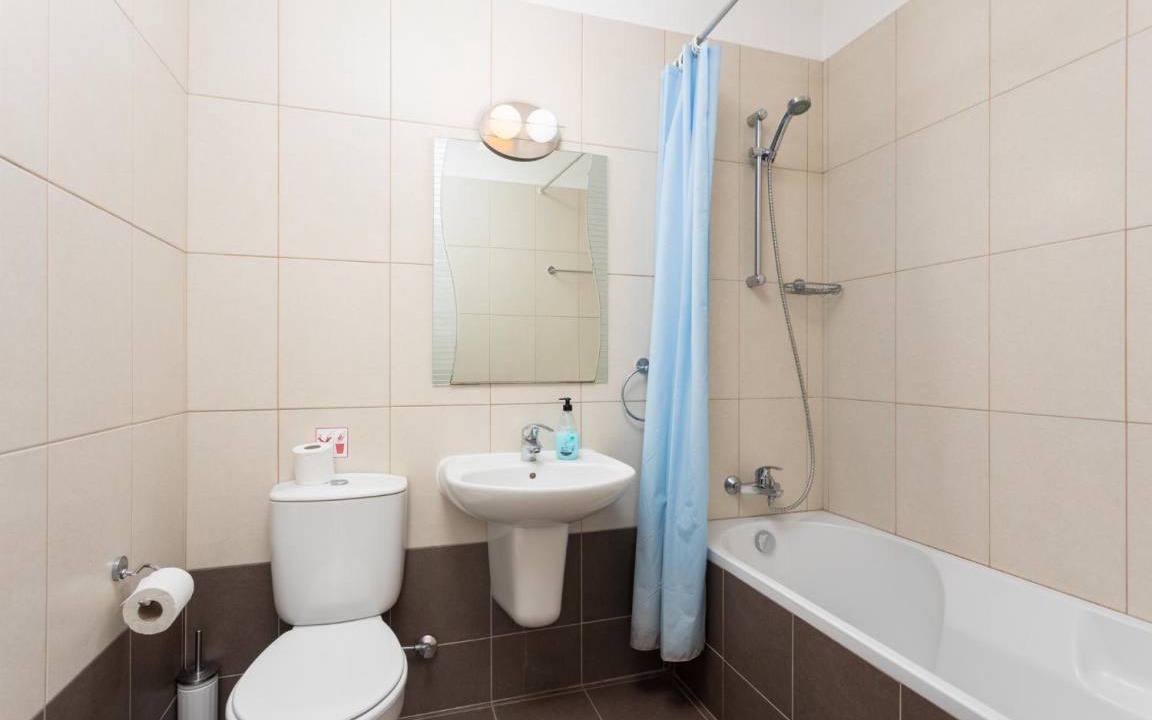 Photo of Bathroom in Droushia