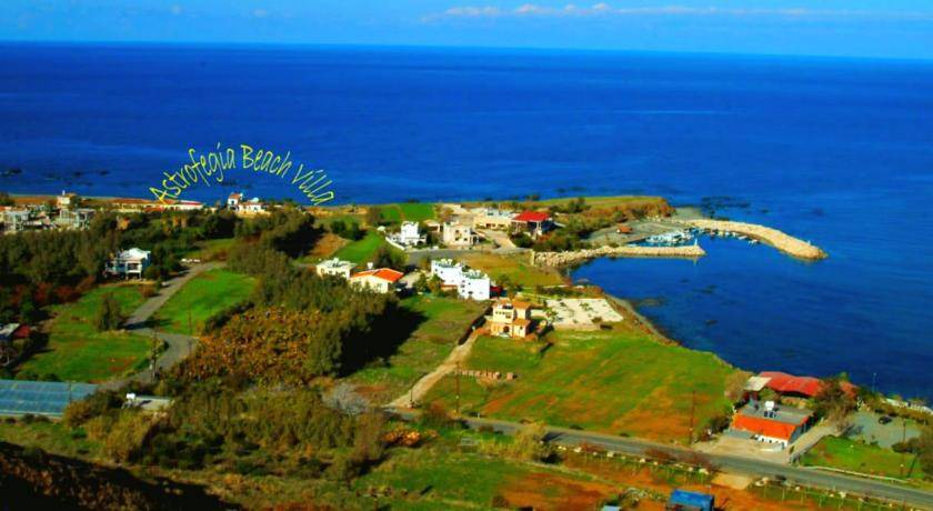 Photo of Others in Pomos
