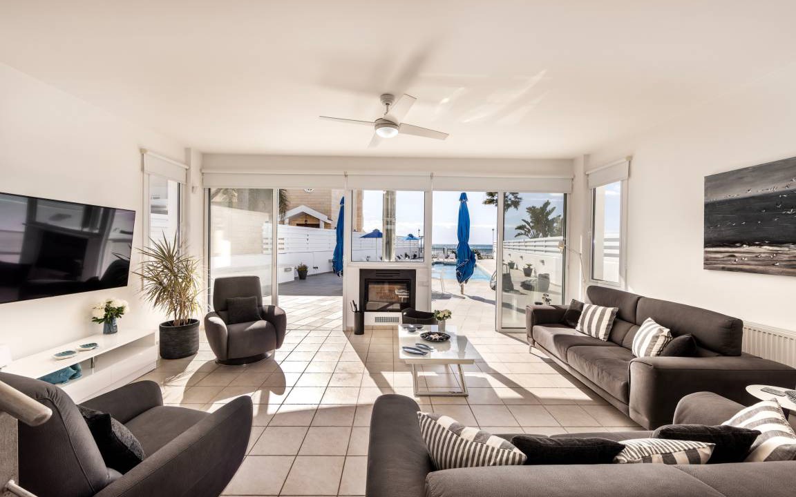 Photo of Livingroom in Pervolia